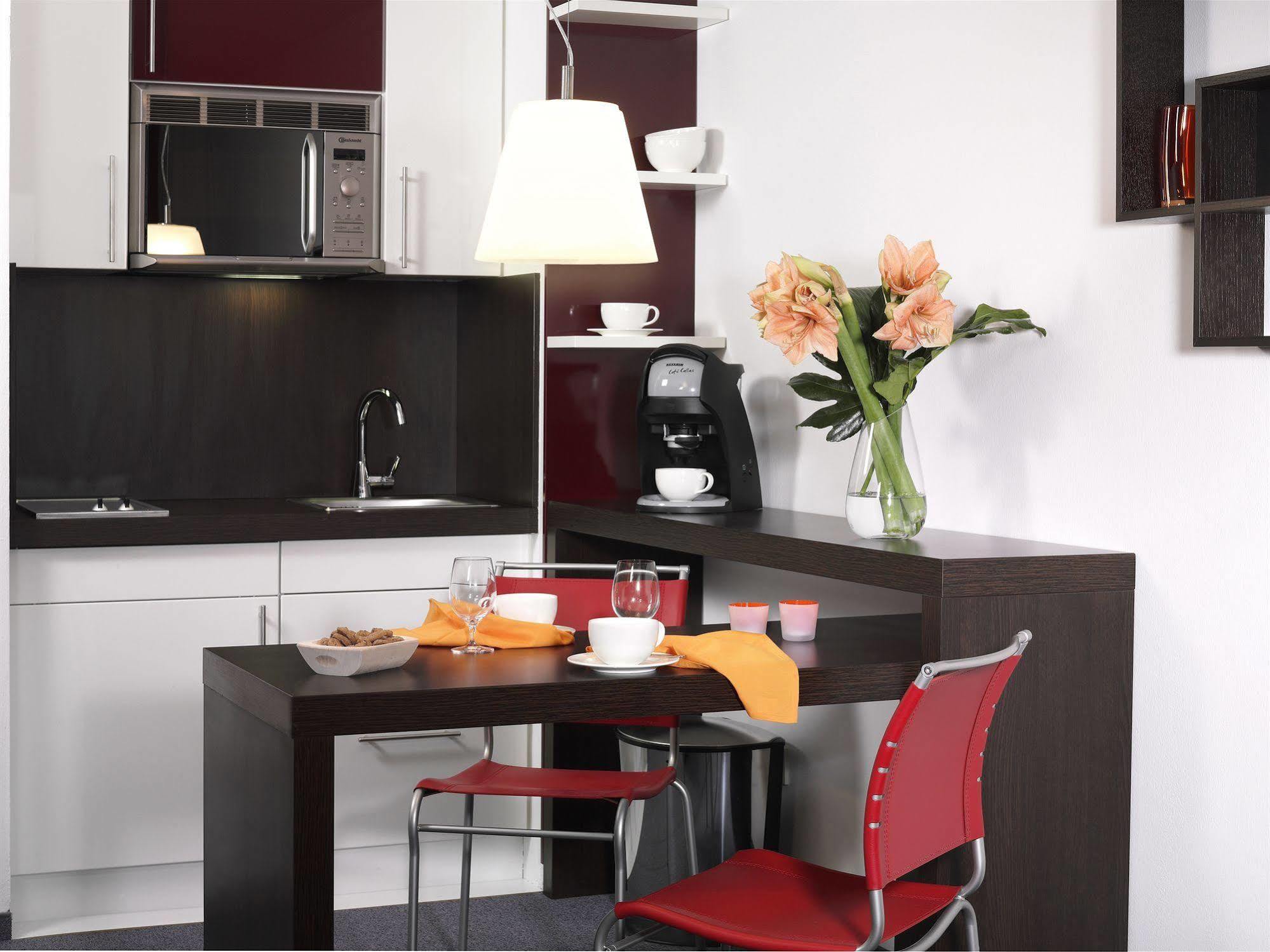 Frederics Muenchen City Schwabing Extérieur photo